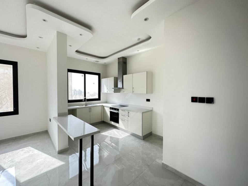  Apartment For Rent In Janabiya - 108