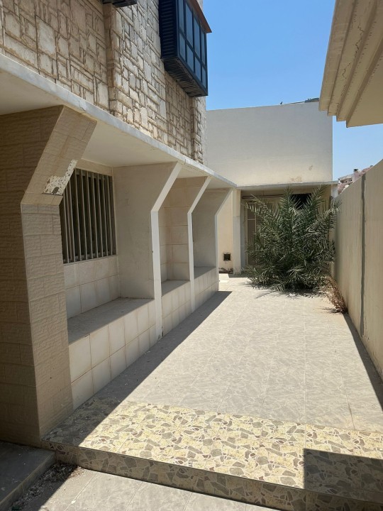  Villa For Sale In Busaiteen - 132