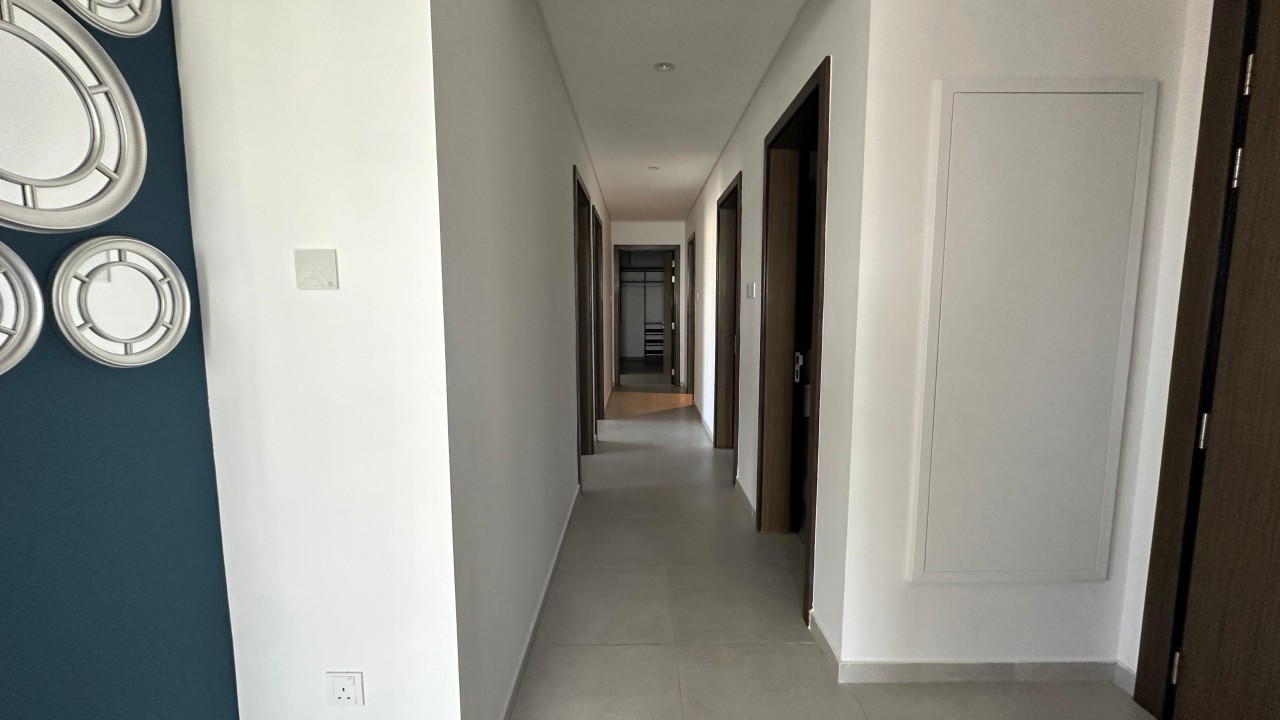  Apartment For Rent In Amwaj Island - 216