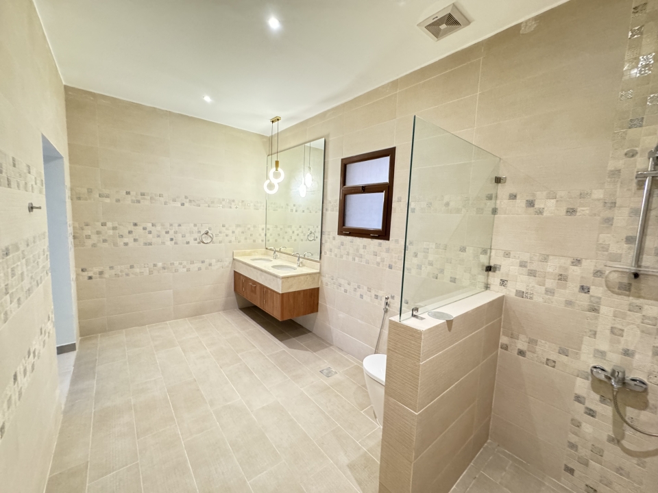  Villa For Sale In Sanad - 320