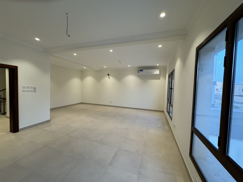  Villa For Sale In Sanad - 320