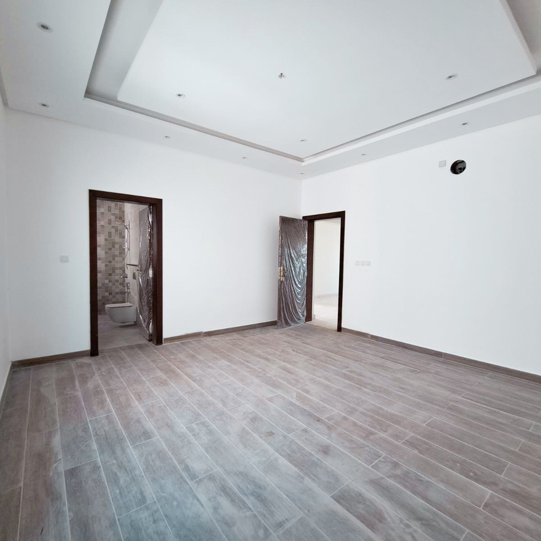  Villa For Sale In Maqabah - 450