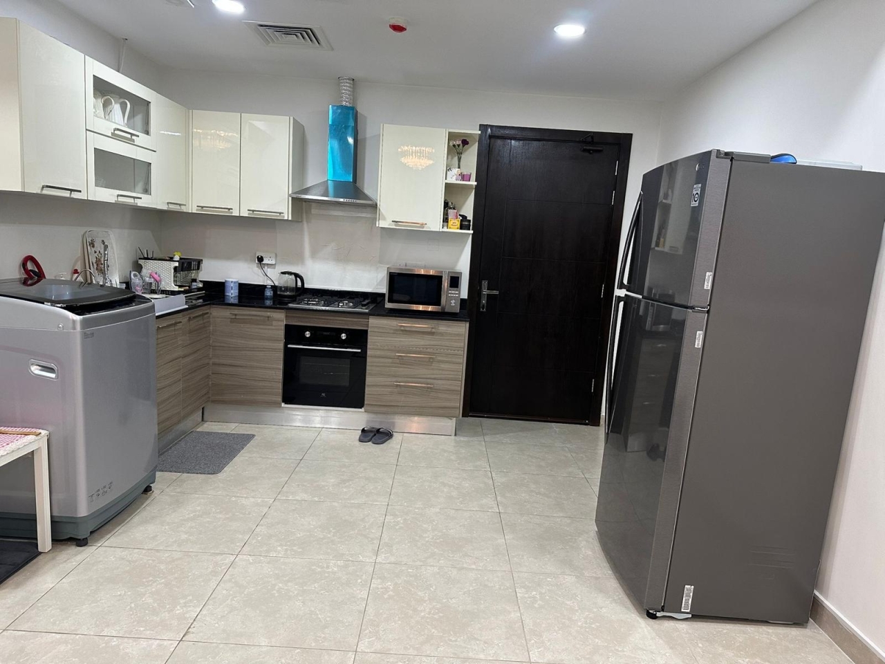  Apartment For Sale In Al Lawzi - 465
