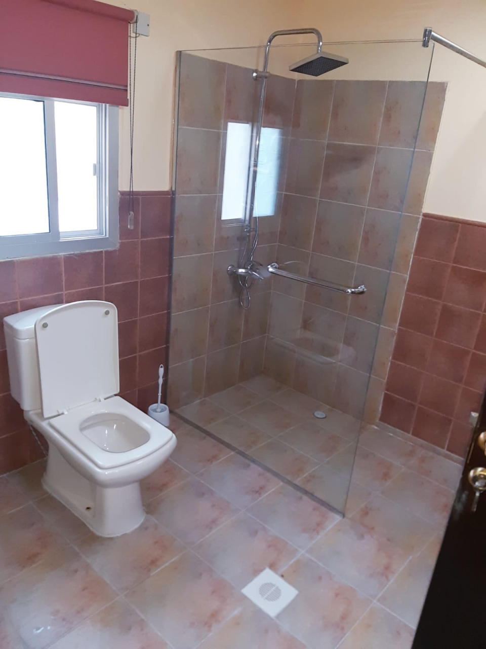  Villa For Sale In Isa Town - 107