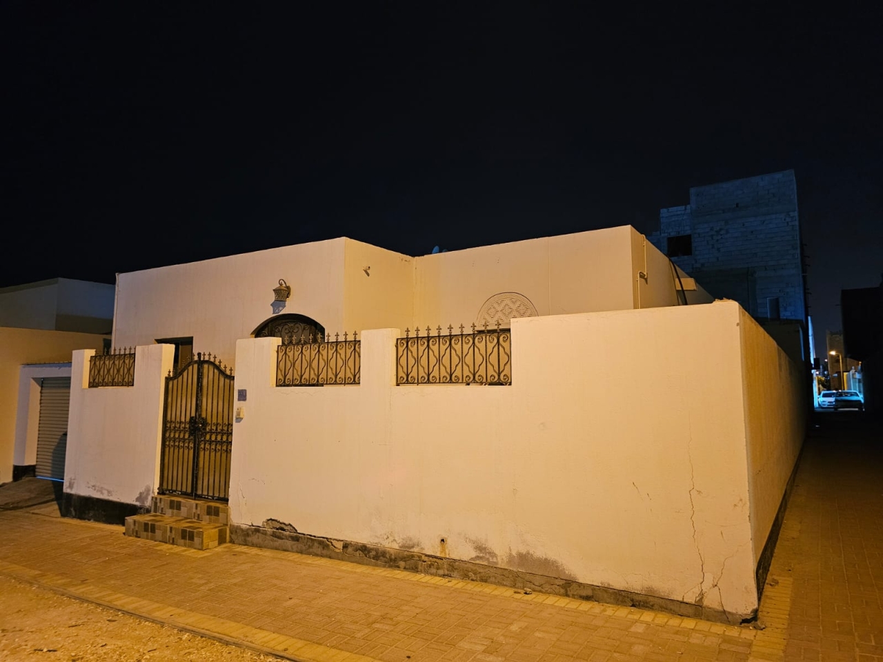  Villa For Sale In Hamad Town - 483