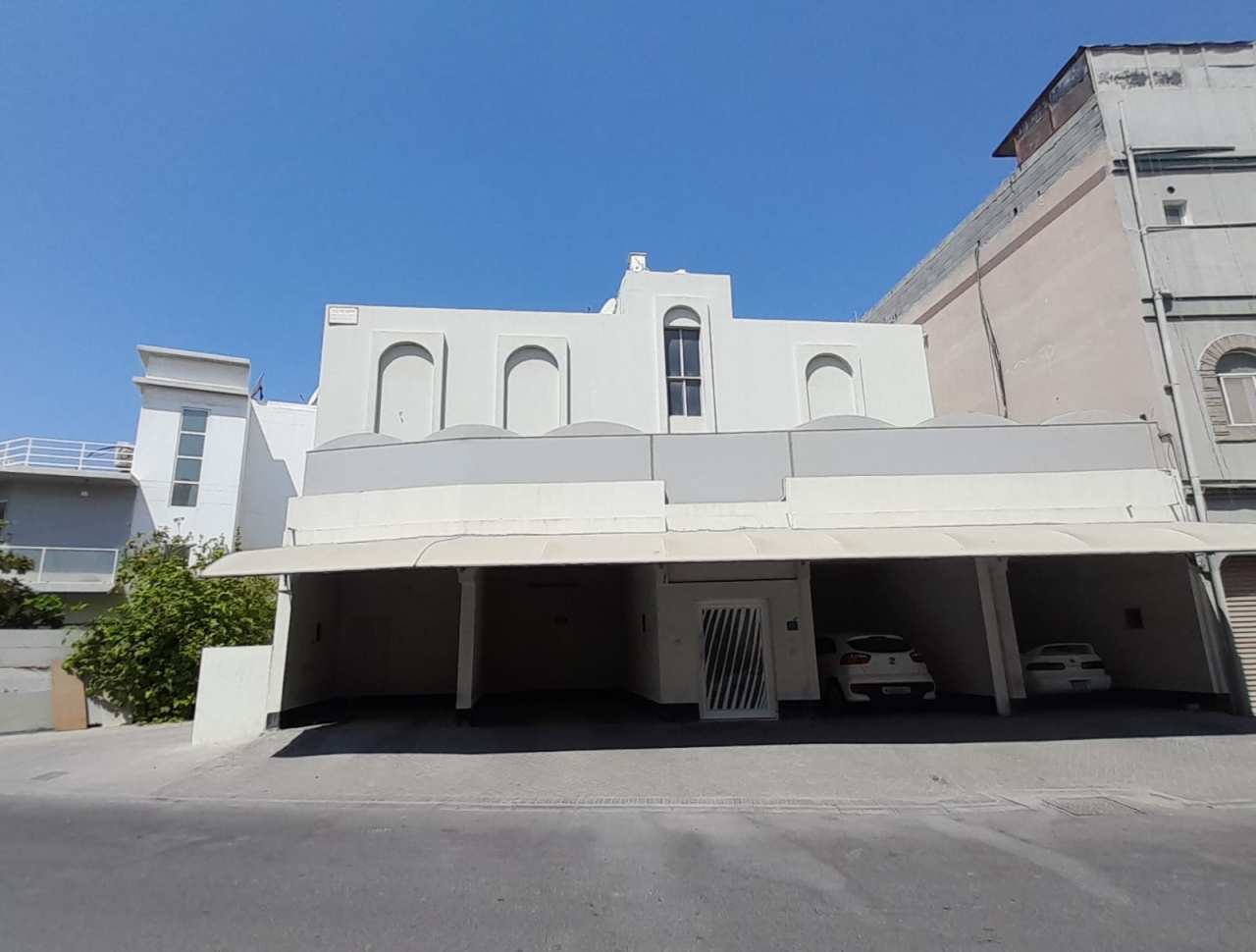 Building For Sale In Bu Quwah - 512