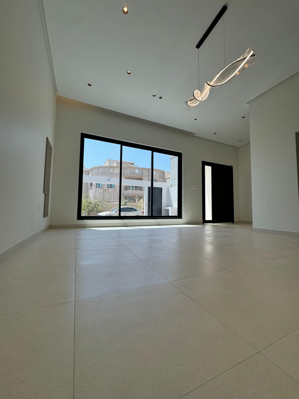 Villa For Sale In Karranah - 563