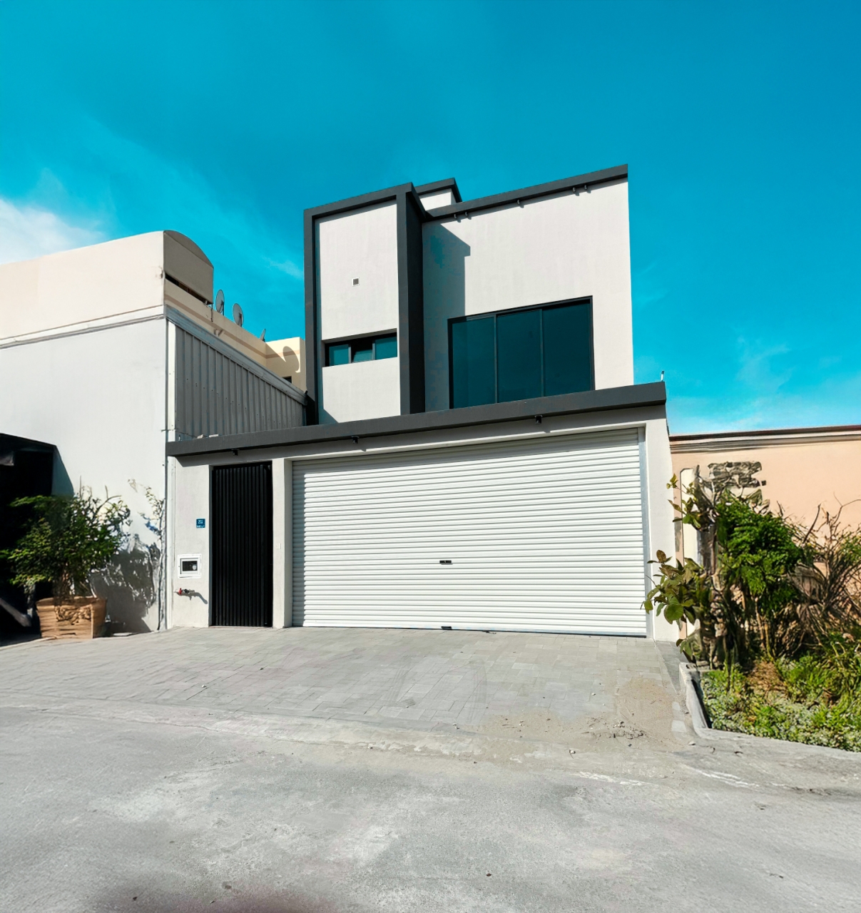  Villa For Sale In Karranah - 563