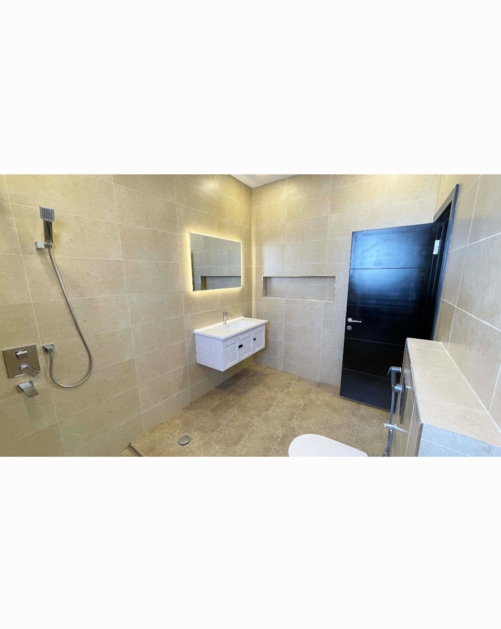  Villa For Sale In Hidd - 916