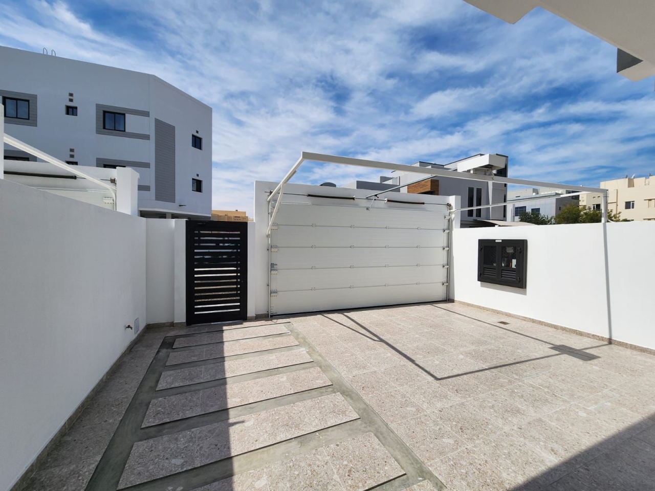Villa For Sale In Maqabah - 706