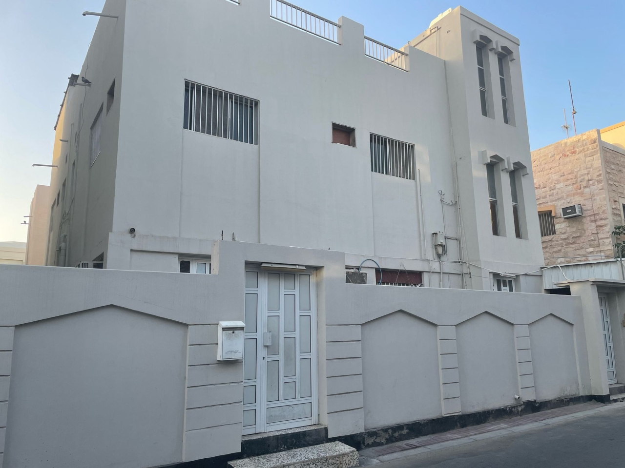Villa For Sale In Muharraq - 947