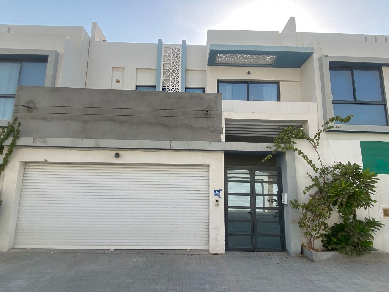 Villa For Sale In Al Lawzi - 1011
