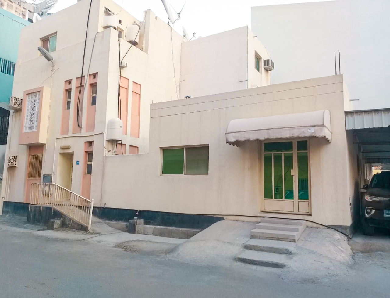 Villa For Sale In East Riffa - 1012
