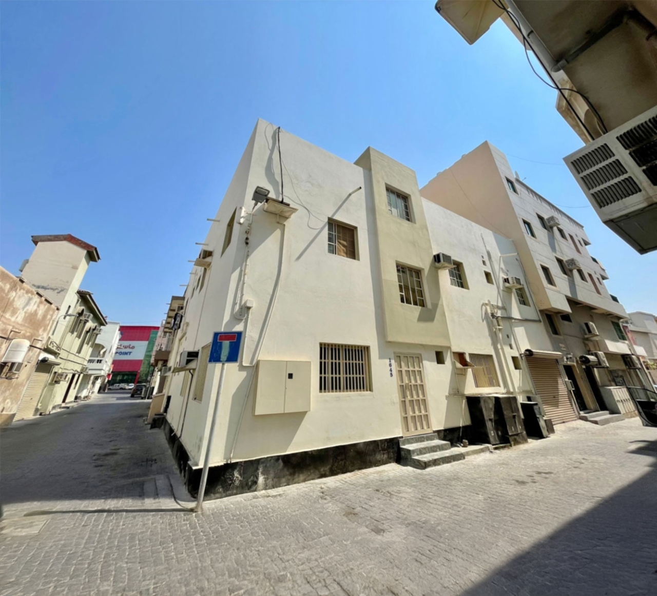Building For Sale In Muharraq - 412