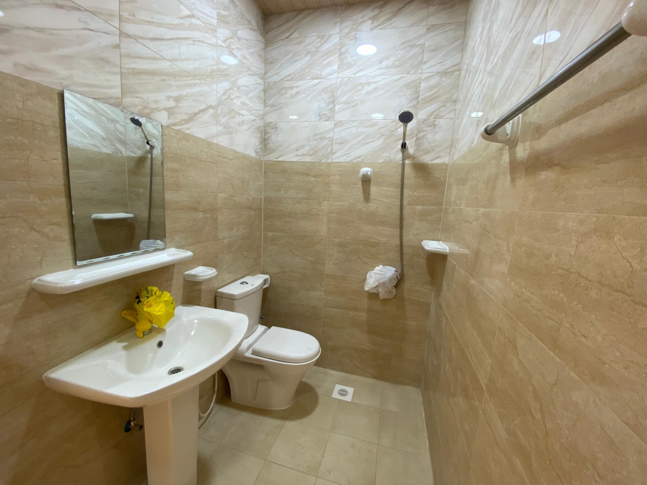 Villa For Sale In Sitra - 1083