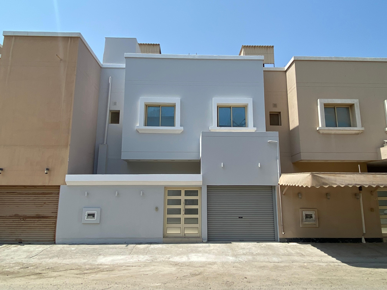 Villa For Sale In Sitra - 1083