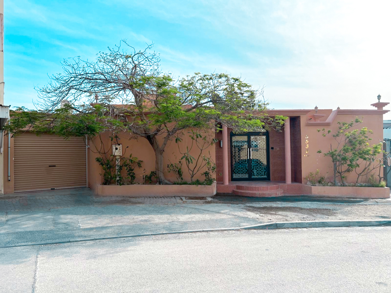  Villa For Sale In Hamad Town - 940