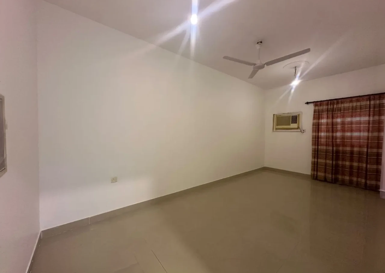 Villa For Sale In Hamad Town - 1388