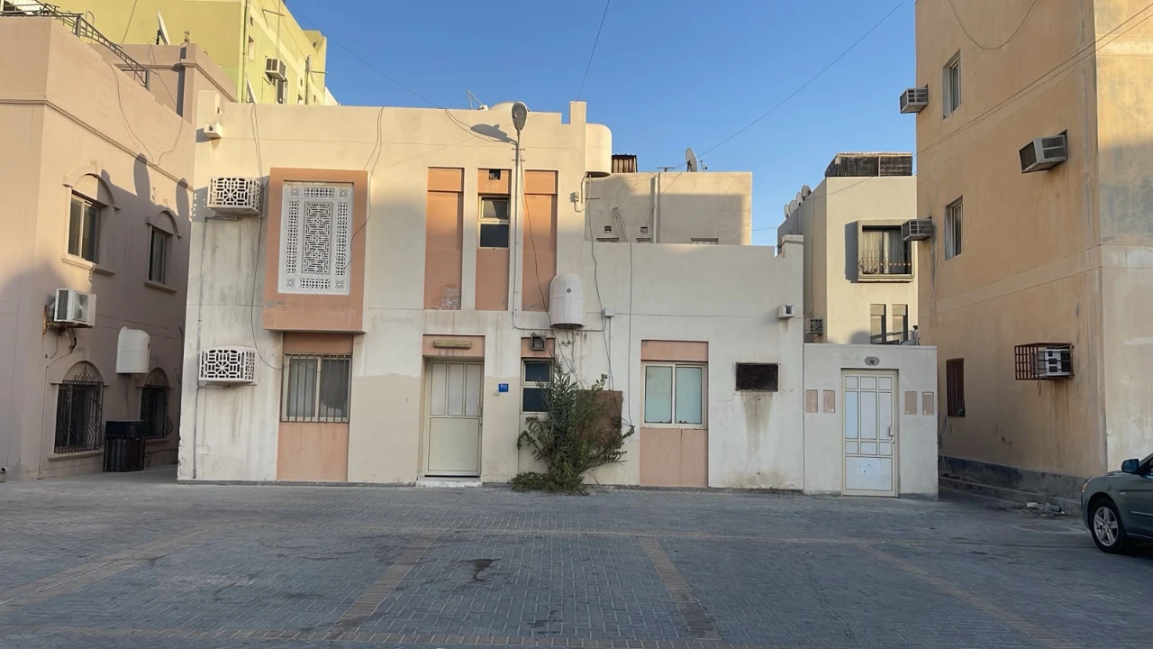  Villa For Sale In East Riffa  - 1395