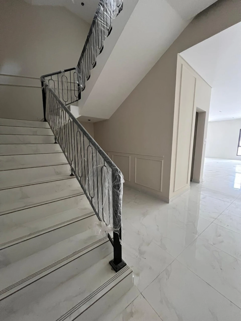  Villa For Sale In Hamad Town - 1398