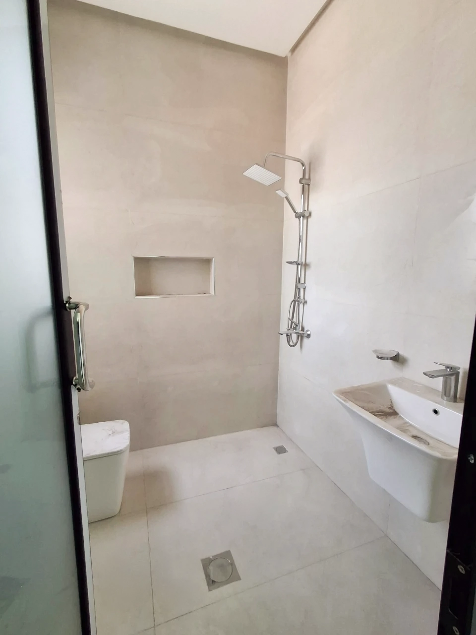  Villa For Sale In Nuwaidrat - 1364